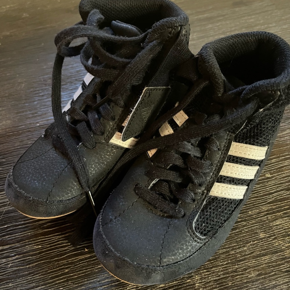 Adidas kids Wrestling shoes